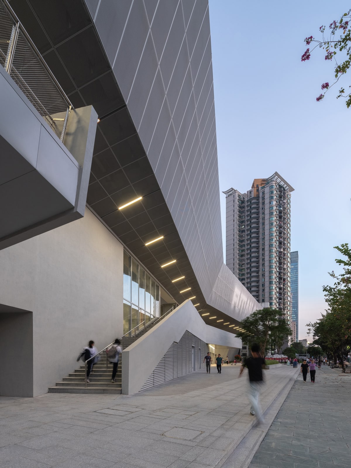 LINK-ED(U): Futian High-School Campus / The Mainland, reMIX studio / The Mainland