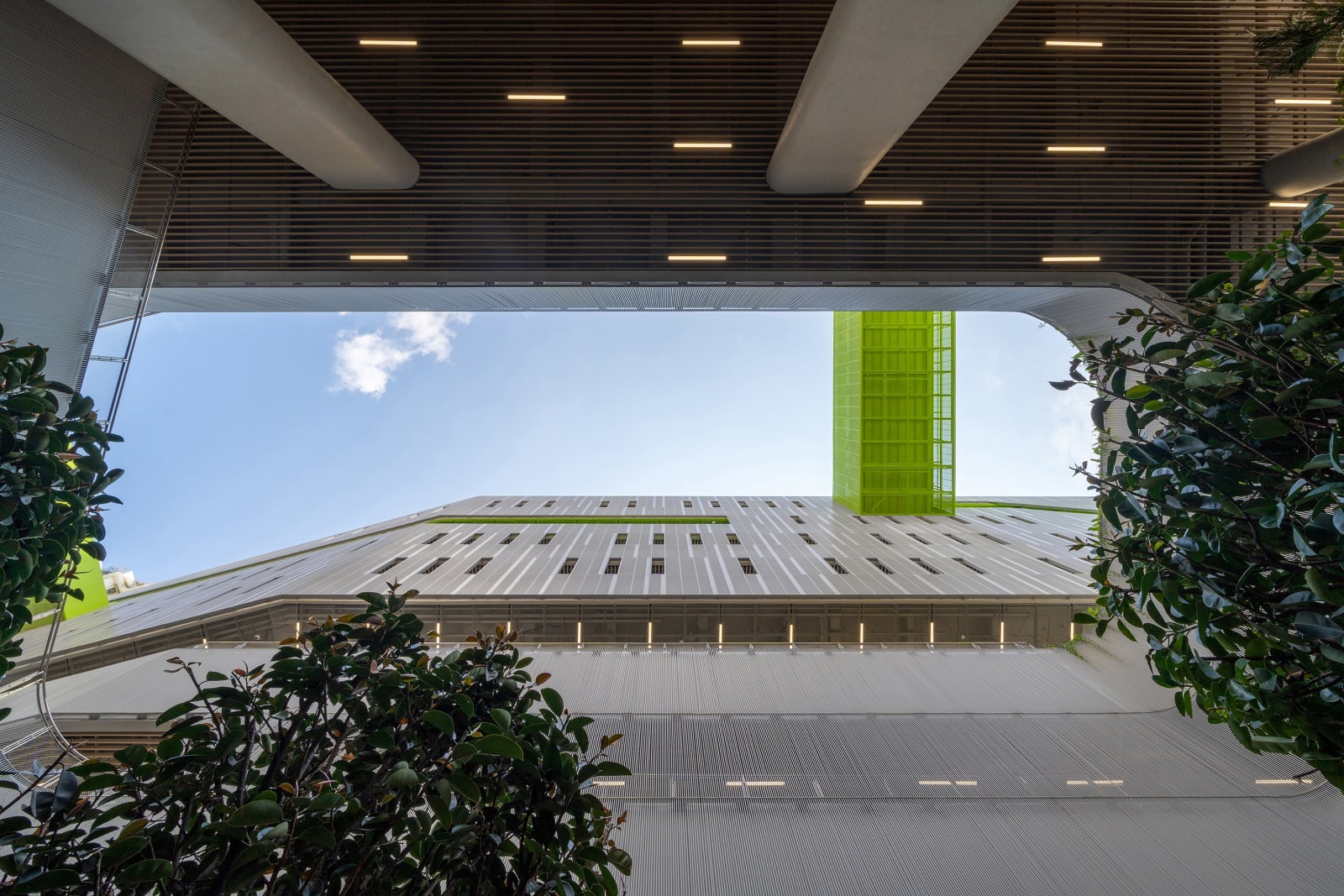 LINK-ED(U): Futian High-School Campus / The Mainland, reMIX studio / The Mainland
