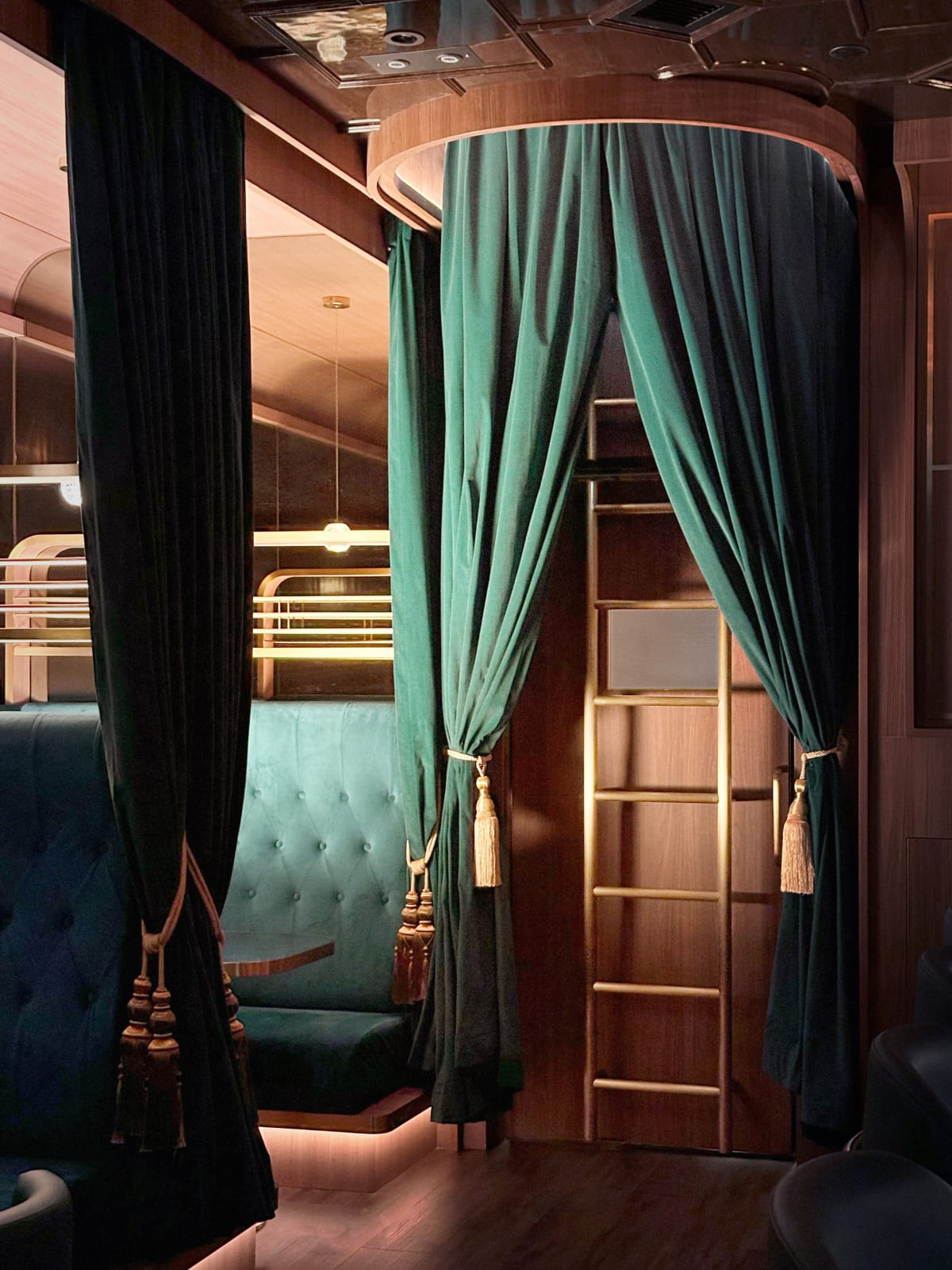 001 Bar, Tai Kwun / Hong Kong, Canalside Studio / Hong Kong