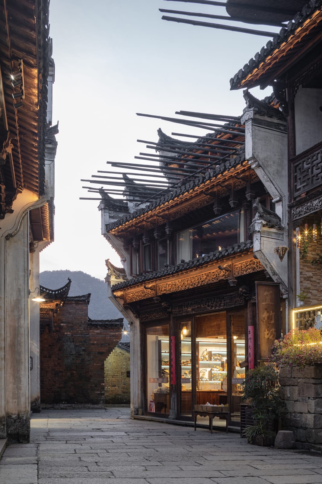 Renovation of Huangling Ancient Village / The Mainland, Wuyuan Village Culture Media Co. Ltd. / The Mainland