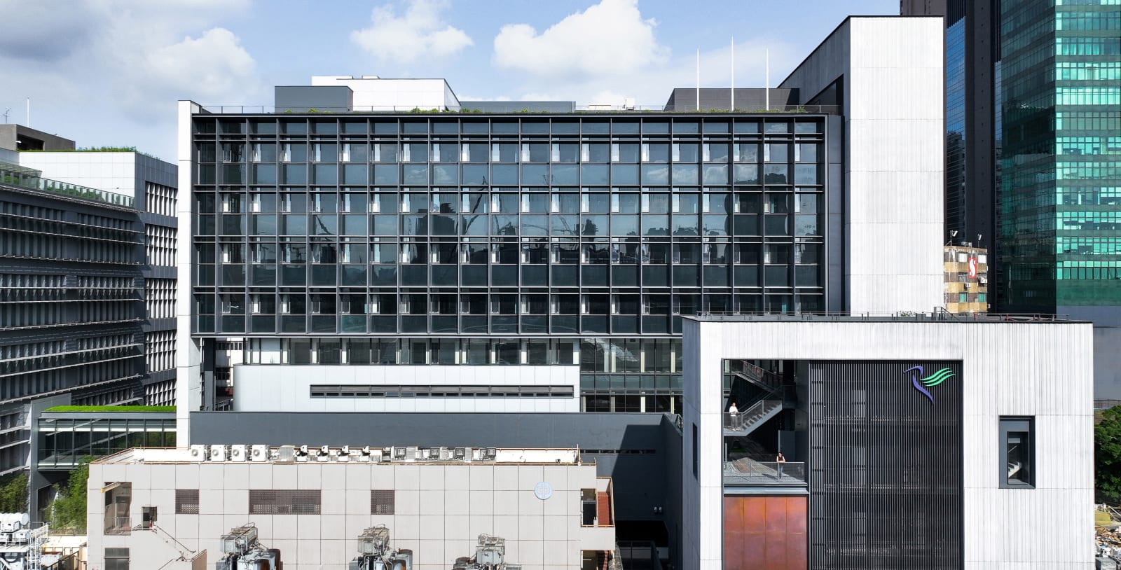 Hongkong Post Building / Hong Kong, Architectural Services Department, the Government of the Hong Kong Special Administrative Region / Hong Kong