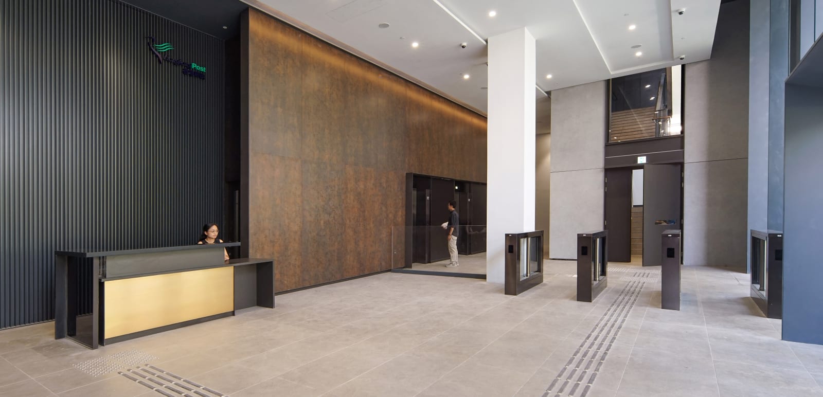 Hongkong Post Building / Hong Kong, Architectural Services Department, the Government of the Hong Kong Special Administrative Region / Hong Kong
