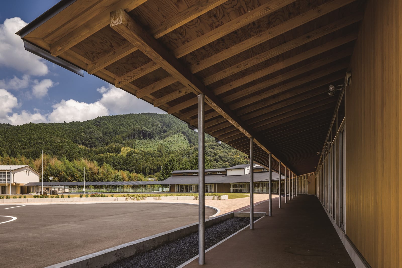 Nakazato Elementary and Junior High School / Japan, MIKAMI Architects / Japan