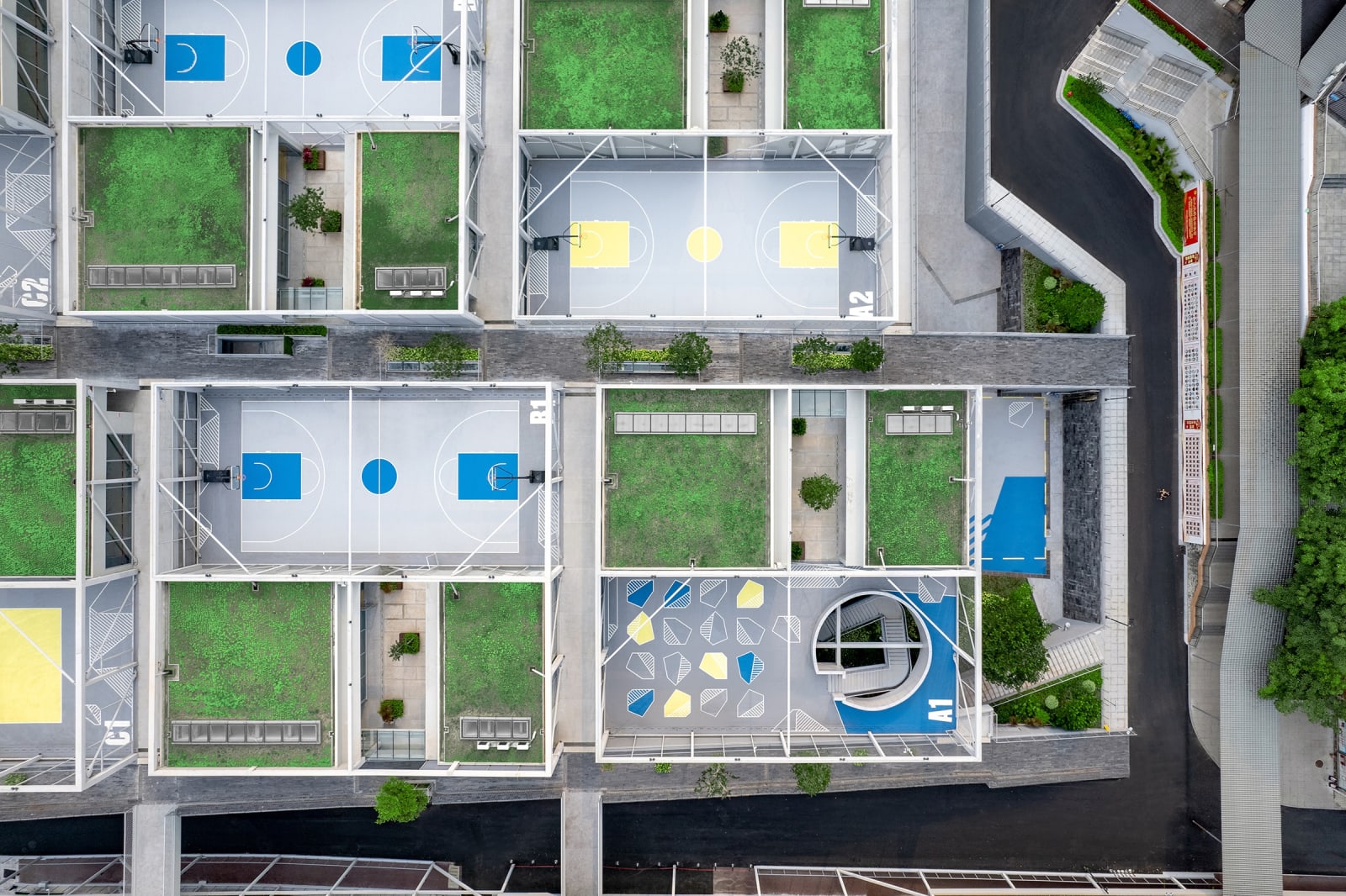 Hongling High School / ENVIRONMENT GRAPHICS, Gwangjun.com (Design Studio) / The Mainland
