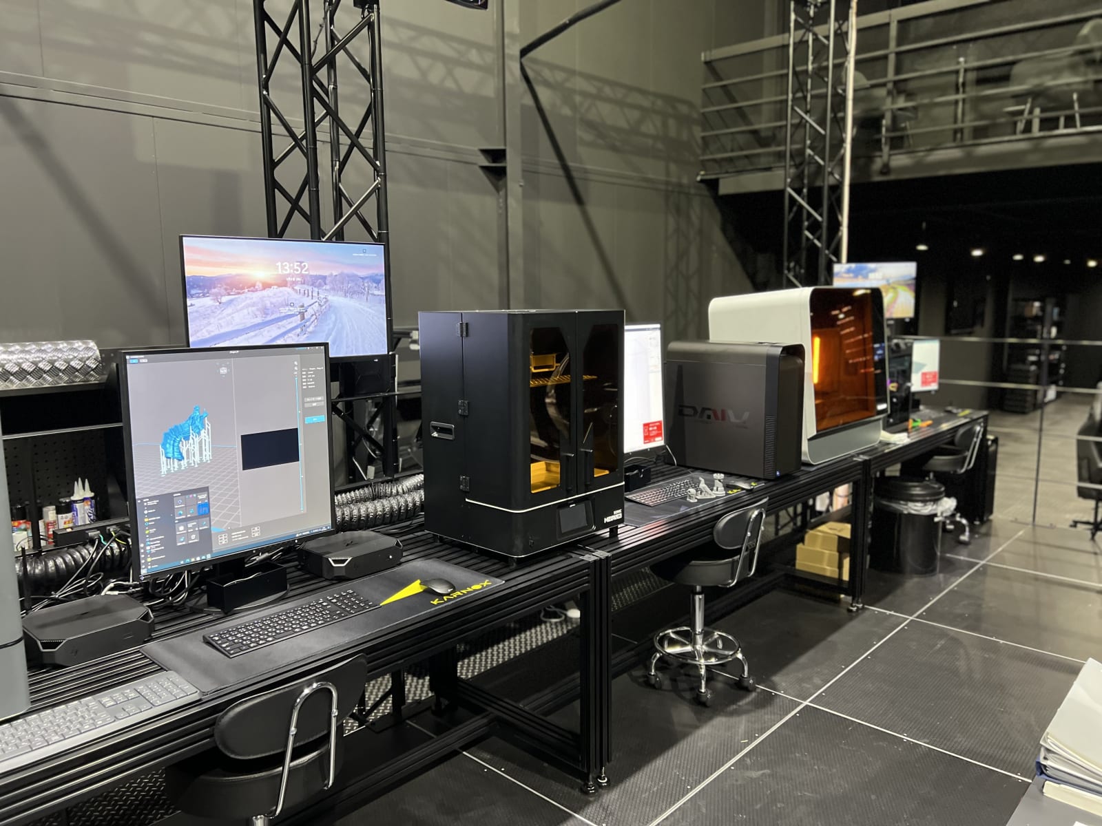 USEYA ADVANCED INDUSTRY(Digital Workshop with Spatial Computing & AI), USEYA Corporation / Japan