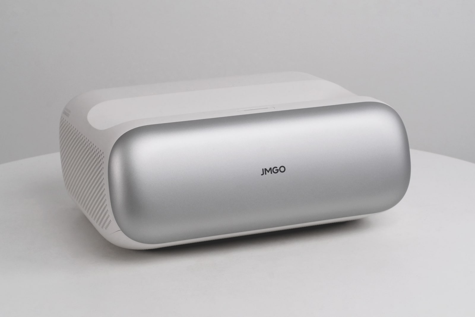 JMGO O2, SHENZHEN HOLATEK Co., Ltd. / The Mainland