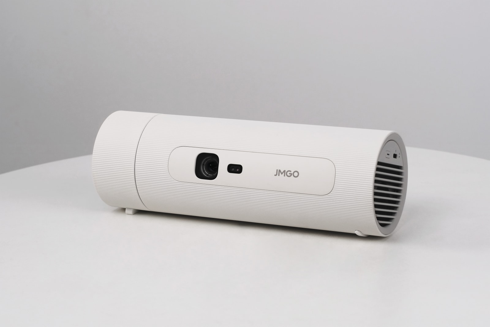 JMGO P5, SHENZHEN HOLATEK Co., Ltd. / The Mainland