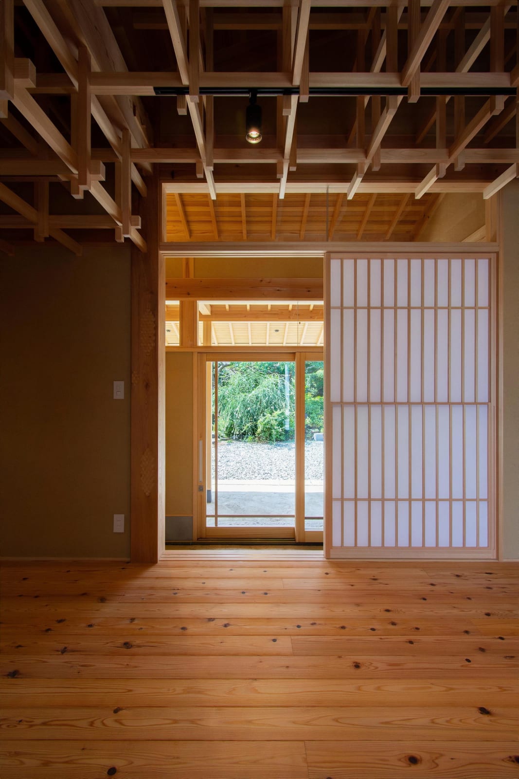 FUWAKU / Japan, Mochizuki Corporation / Japan