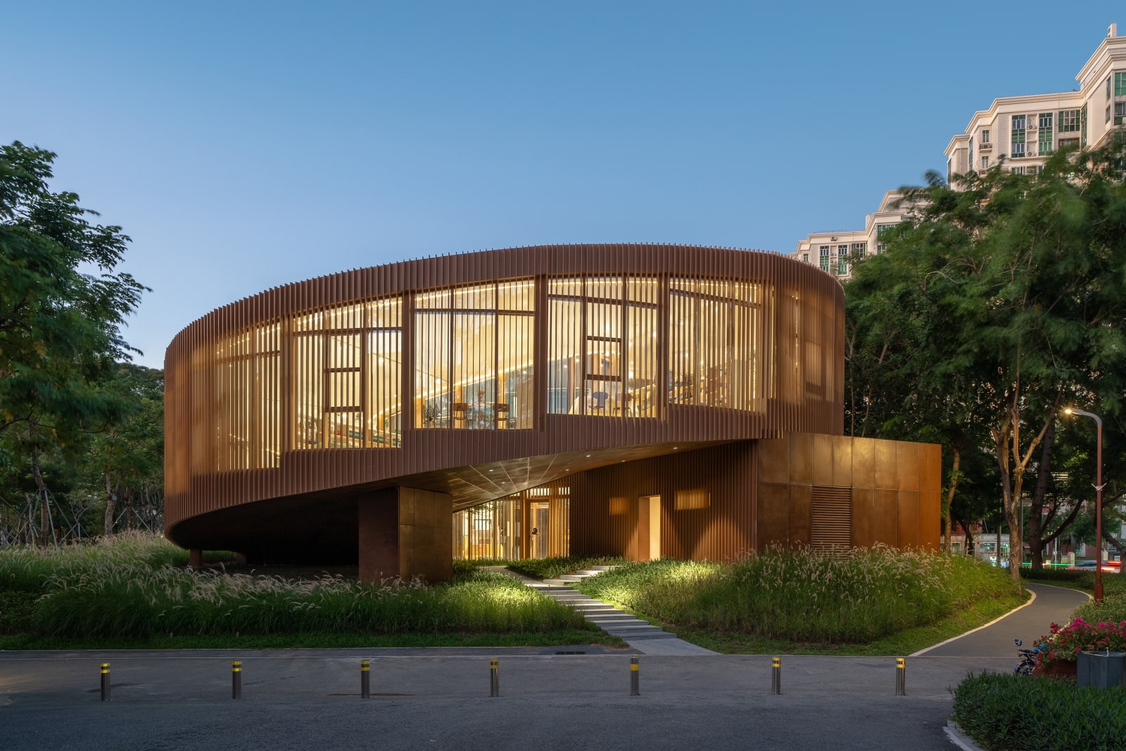 Serpentine Bookhouse / The Mainland, ATELIER XI / The Mainland