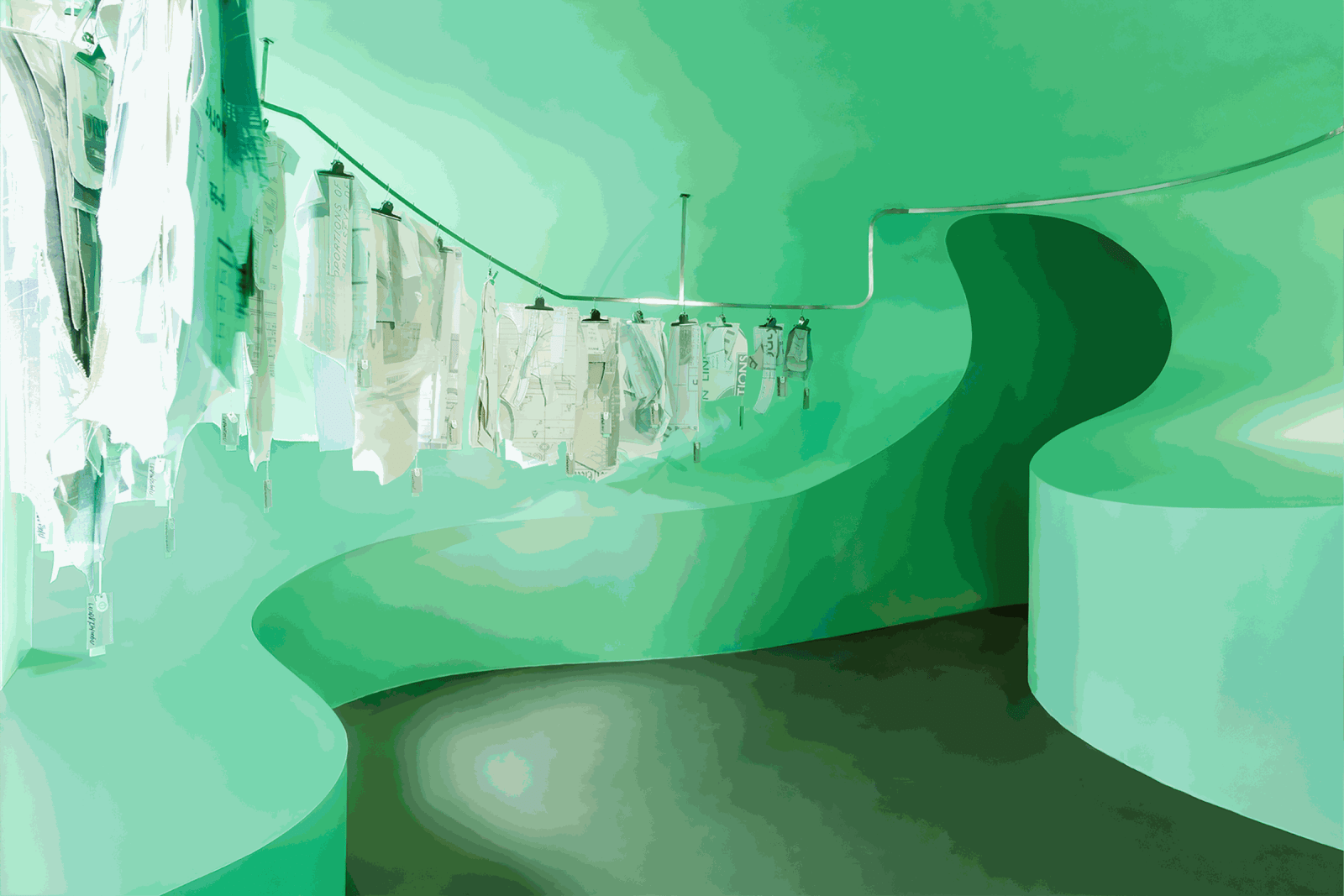 LONDON UNDERGROUND POPUP STORE / Korea, Showmakers / Korea