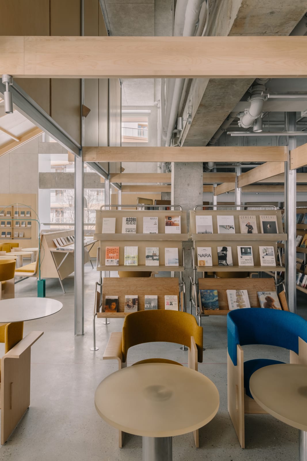 naive bookstore / The Mainland, atelier tao+c / The Mainland