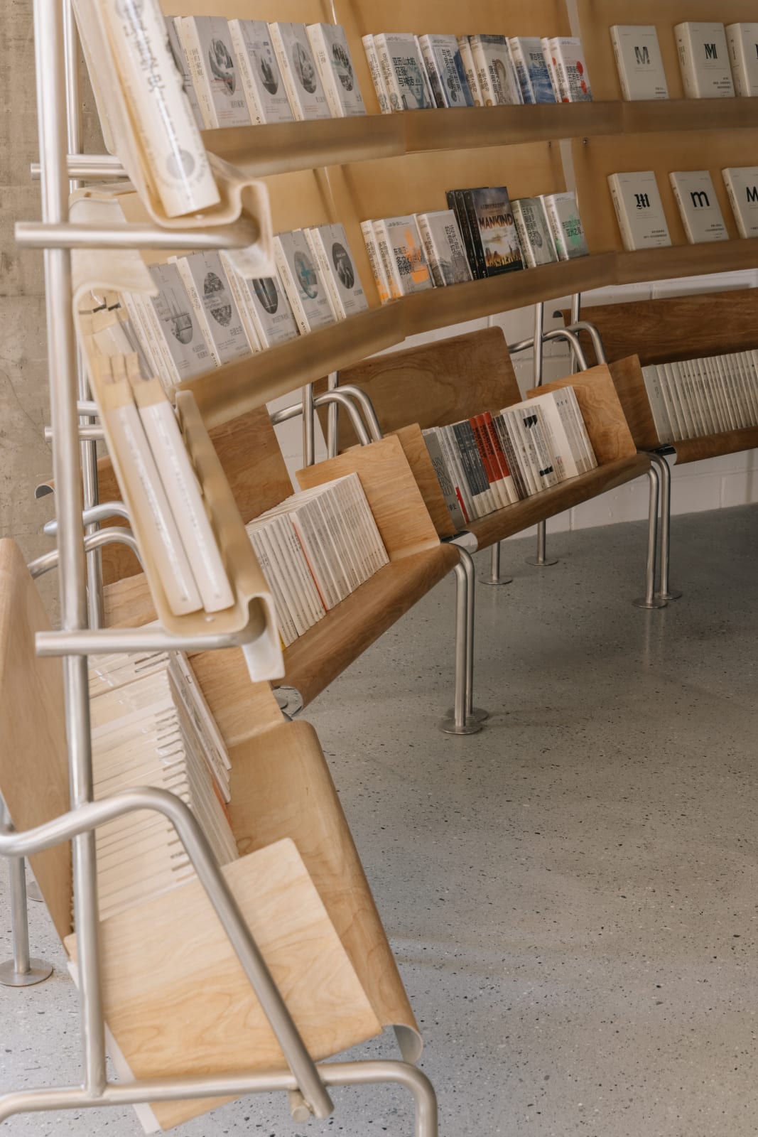 naive bookstore / The Mainland, atelier tao+c / The Mainland
