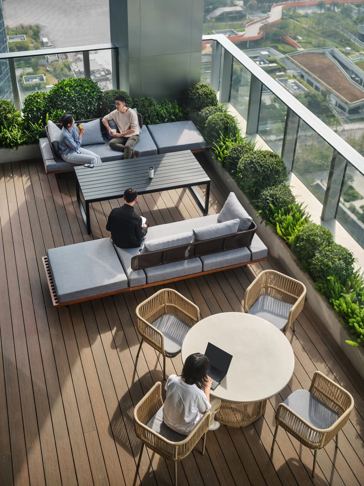 T33 Full Time Center / The Mainland, UCD/Urban Collection Design; CCD/Cheng Chung Design (HK) Ltd. / The Mainland