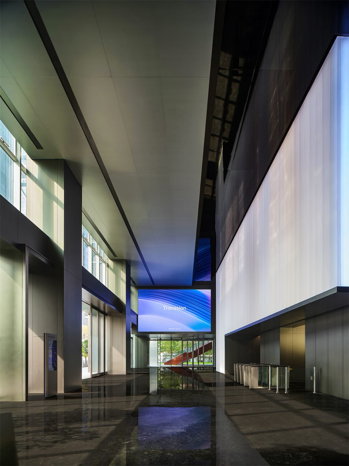 T33 Full Time Center / The Mainland, UCD/Urban Collection Design; CCD/Cheng Chung Design (HK) Ltd. / The Mainland