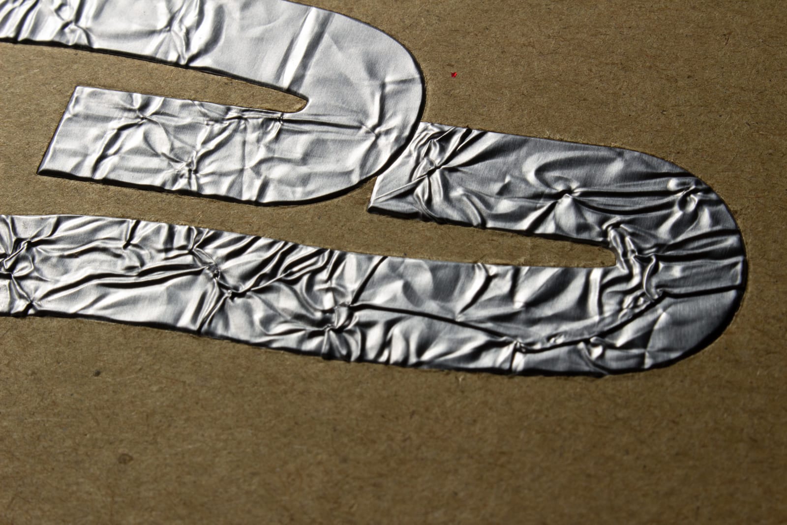 2025 New Year's Card, tomuradesign inc. / Japan