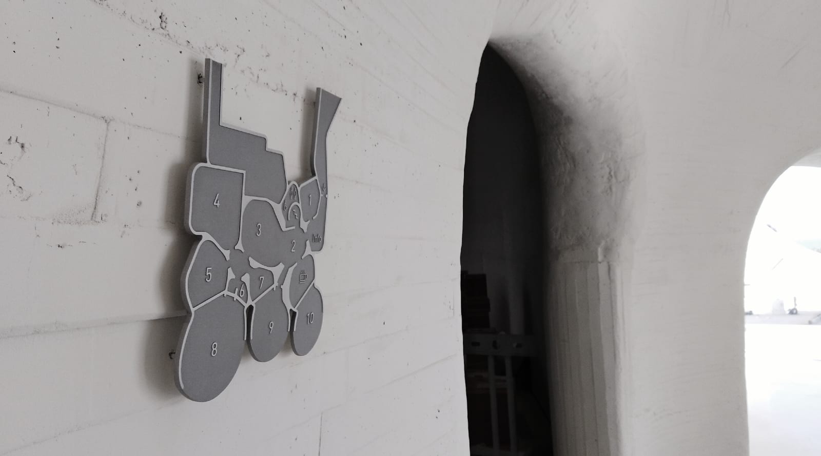 UCCA DUNE SIGNAGE, believe vision / Chinese Mainland