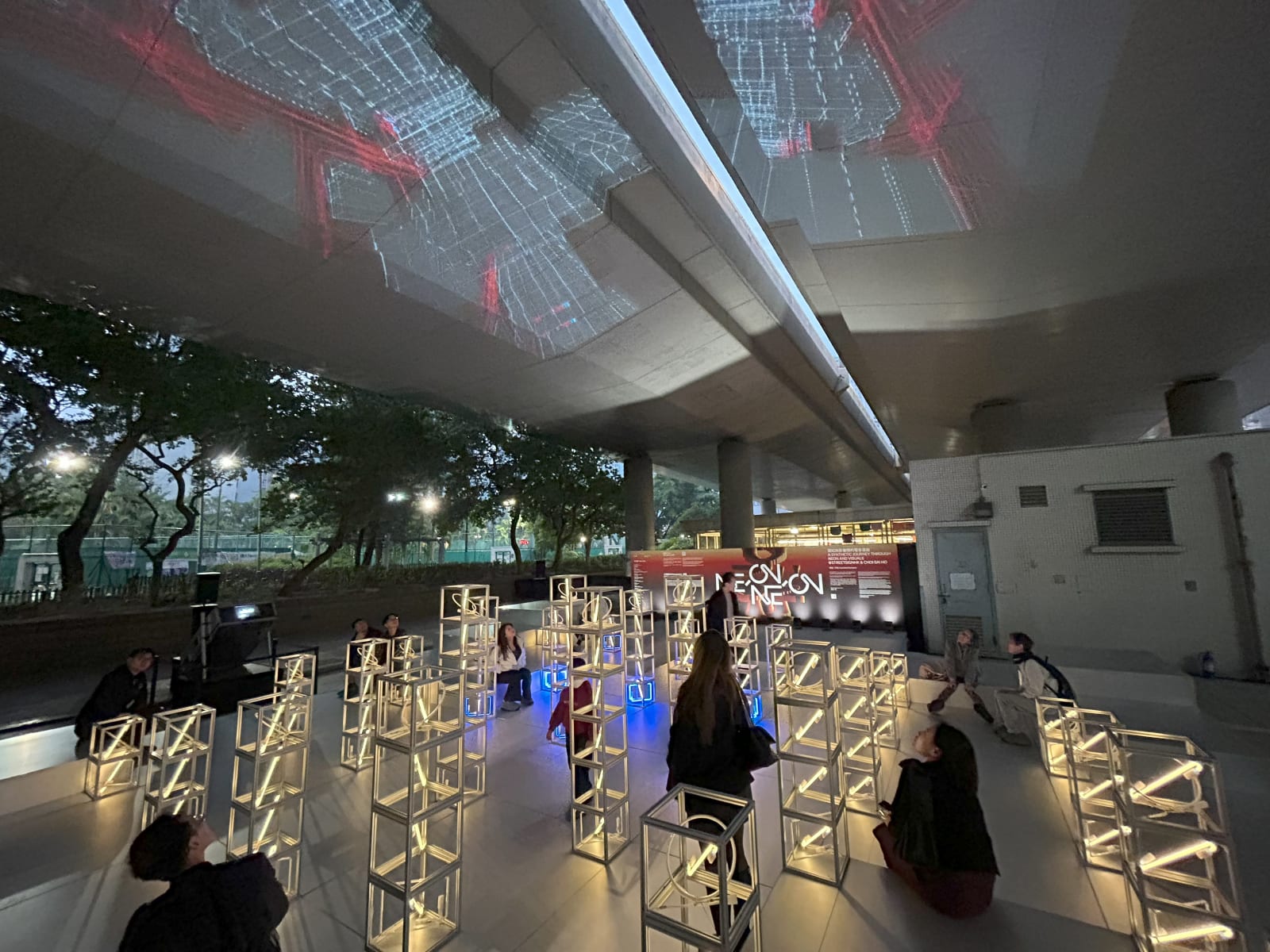 Ne-on-Ne-on@Sham Shui Po, Ken Fung and Kevin Mak @streetsignhk, and Choi Sai Ho / Hong Kong