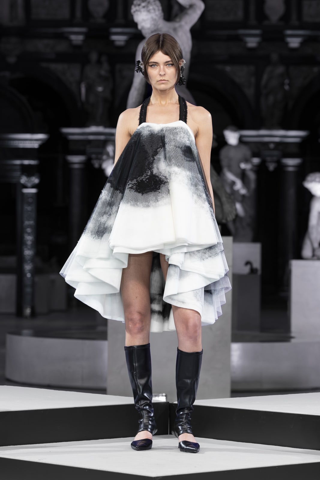 Stroke, MODE CREATION LIMITED / Hong Kong