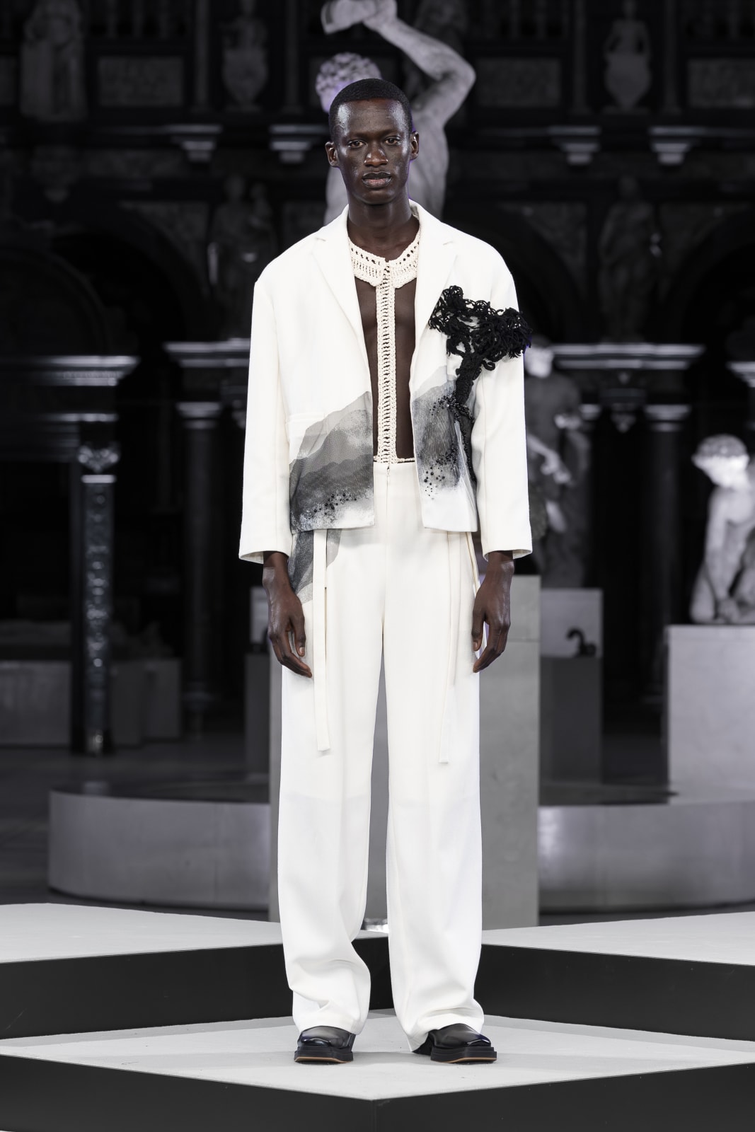 Stroke, MODE CREATION LIMITED / Hong Kong