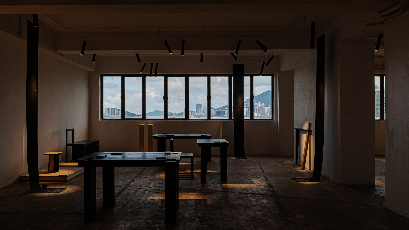 The Weight of Silence, MADE / Hong Kong