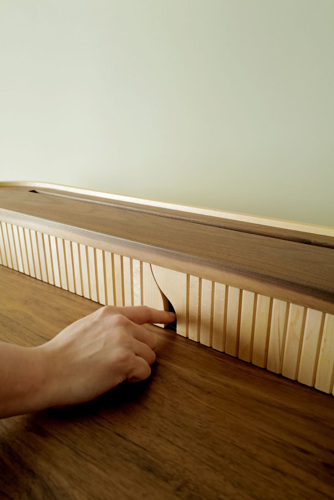 OLD NEW. NEW OLD DESK, Max Lam Designs Ltd / Hong Kong