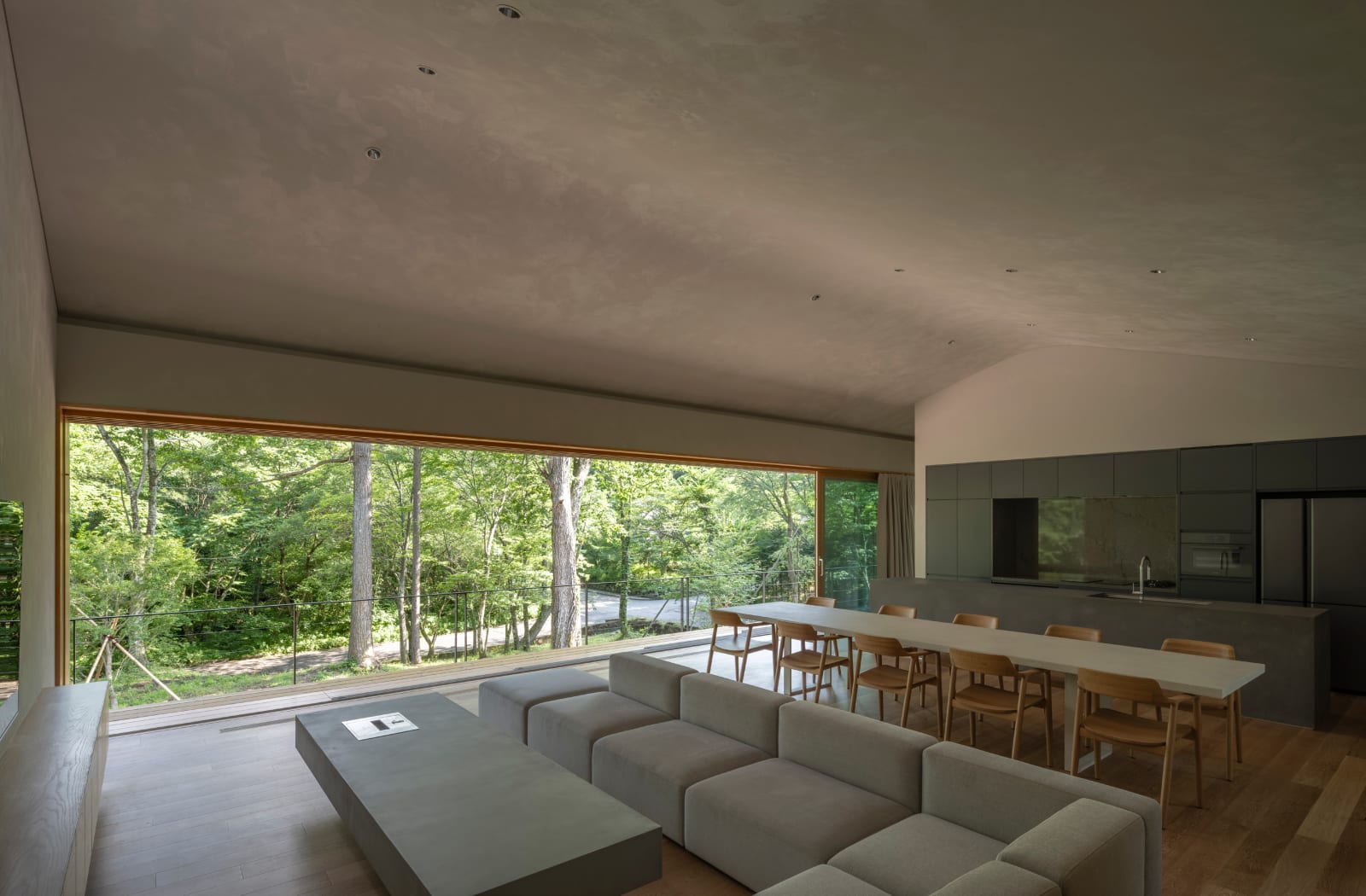 Float in the Forest / Japan, SOGO AUD / Japan