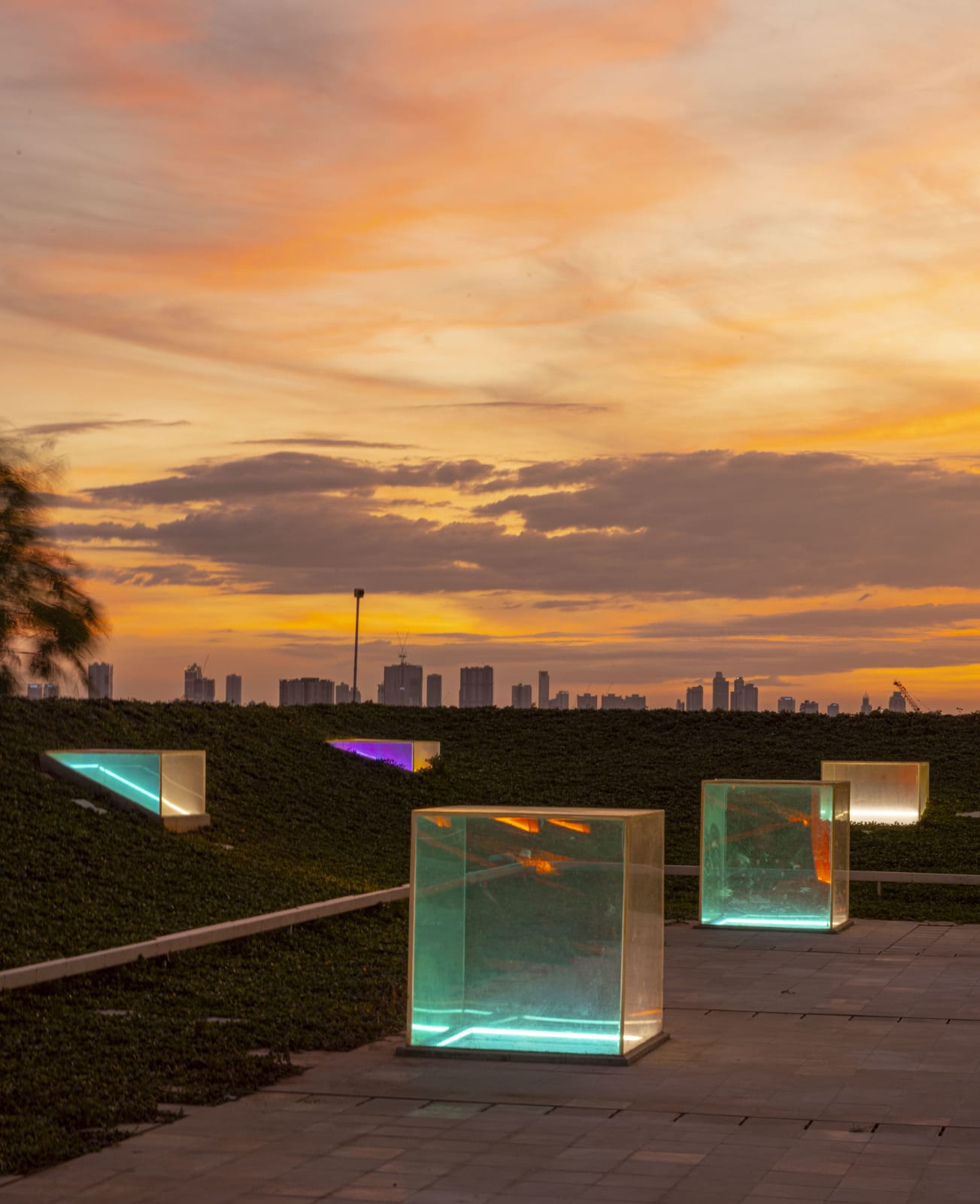 The Corner House / Philippines, Department of ARCHITECTURE Co. / Thailand