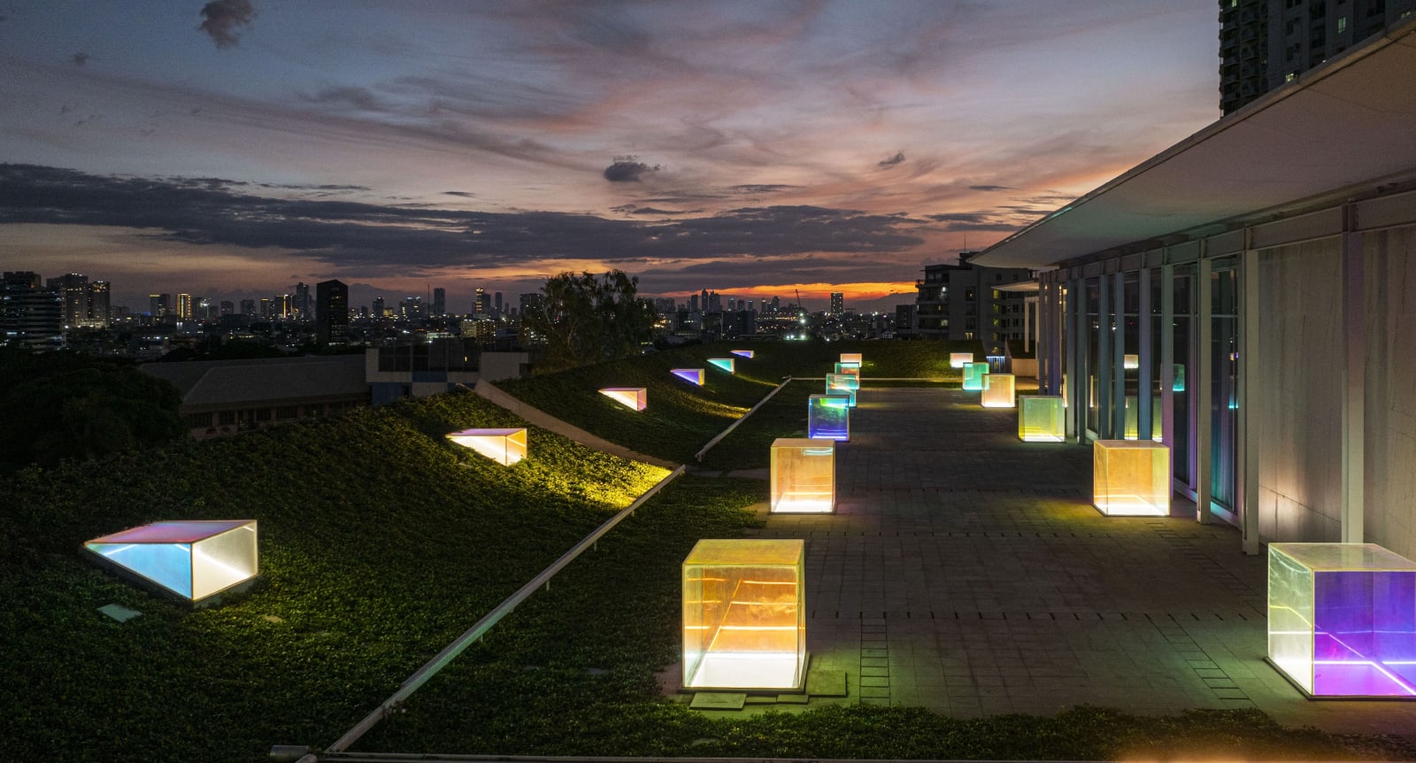 The Corner House / Philippines, Department of ARCHITECTURE Co. / Thailand