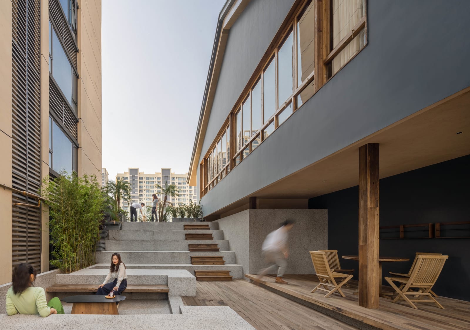 EAST'YA / Chinese Mainland, HOOOLD / Chinese Mainland