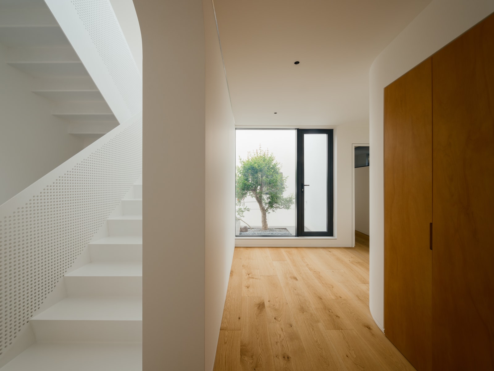 Penthouse Renovation Of GWMF / Chinese Mainland, JWJZ ARCHITECTURE / Chinese Mainland