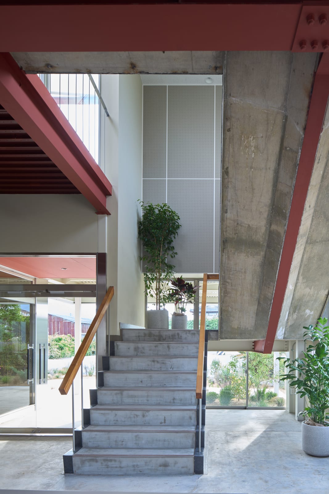 Renovation of KITAOKA GROUP headquarters / Japan, WATARU ARCHITECTS Inc. / Japan