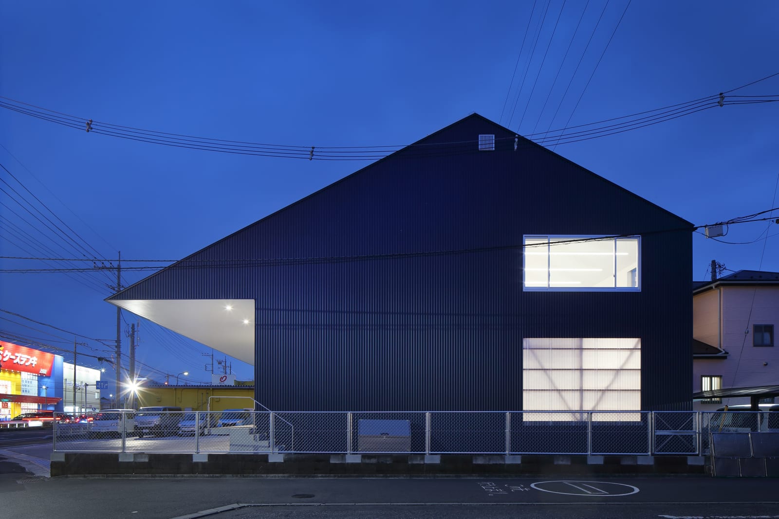Warehouse in Ageo / Japan, Arii Irie Architects / Japan