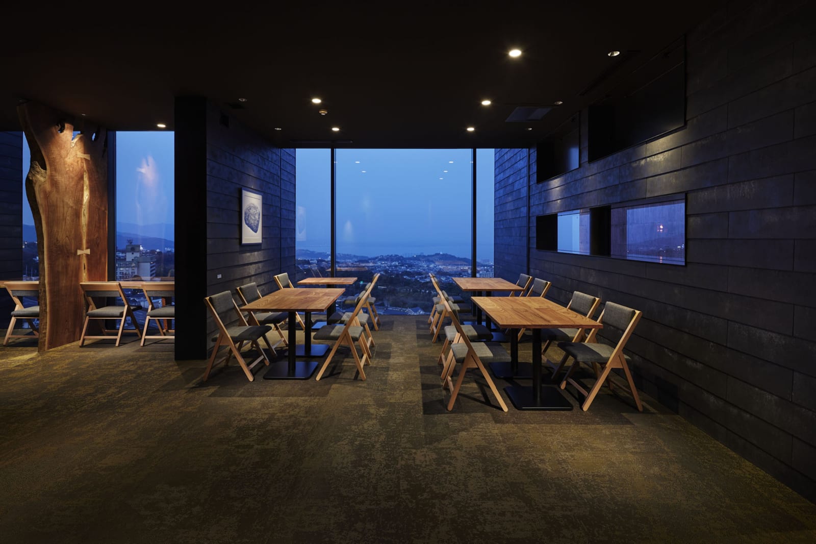 GALLERIA MIDOBARU / Japan, DABURA.m Inc / Japan