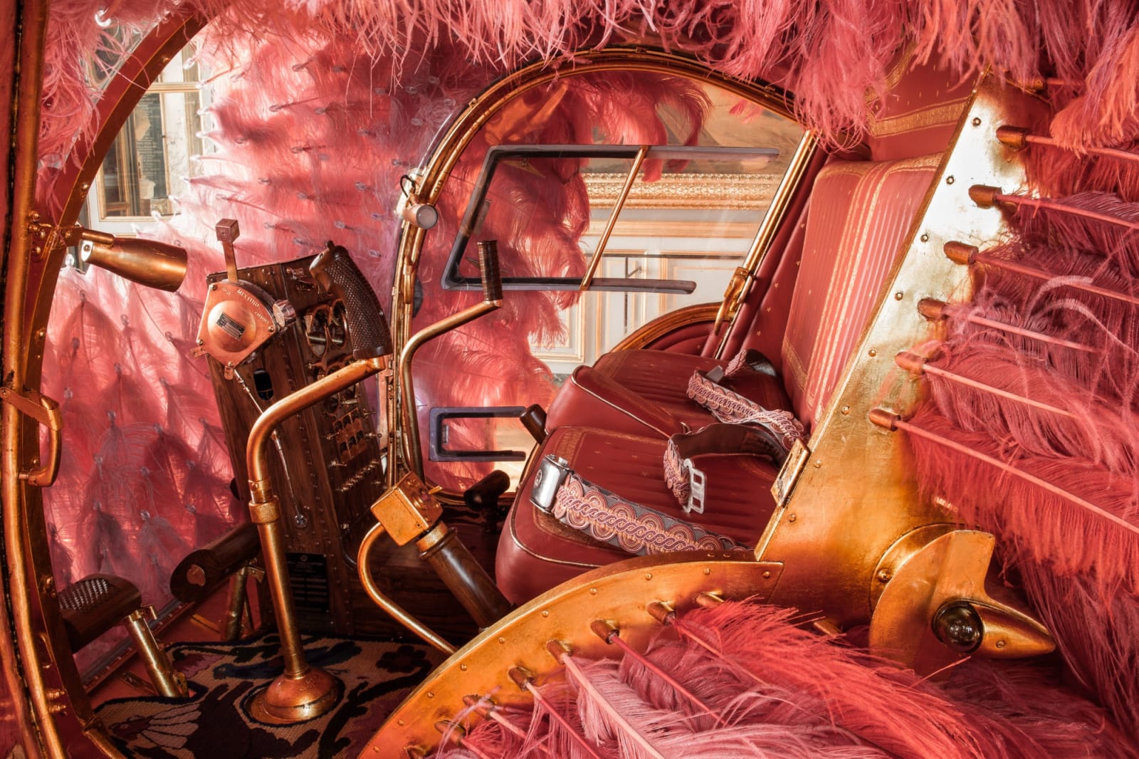 Joana Vasconcelos, Lilicoptère, 2012