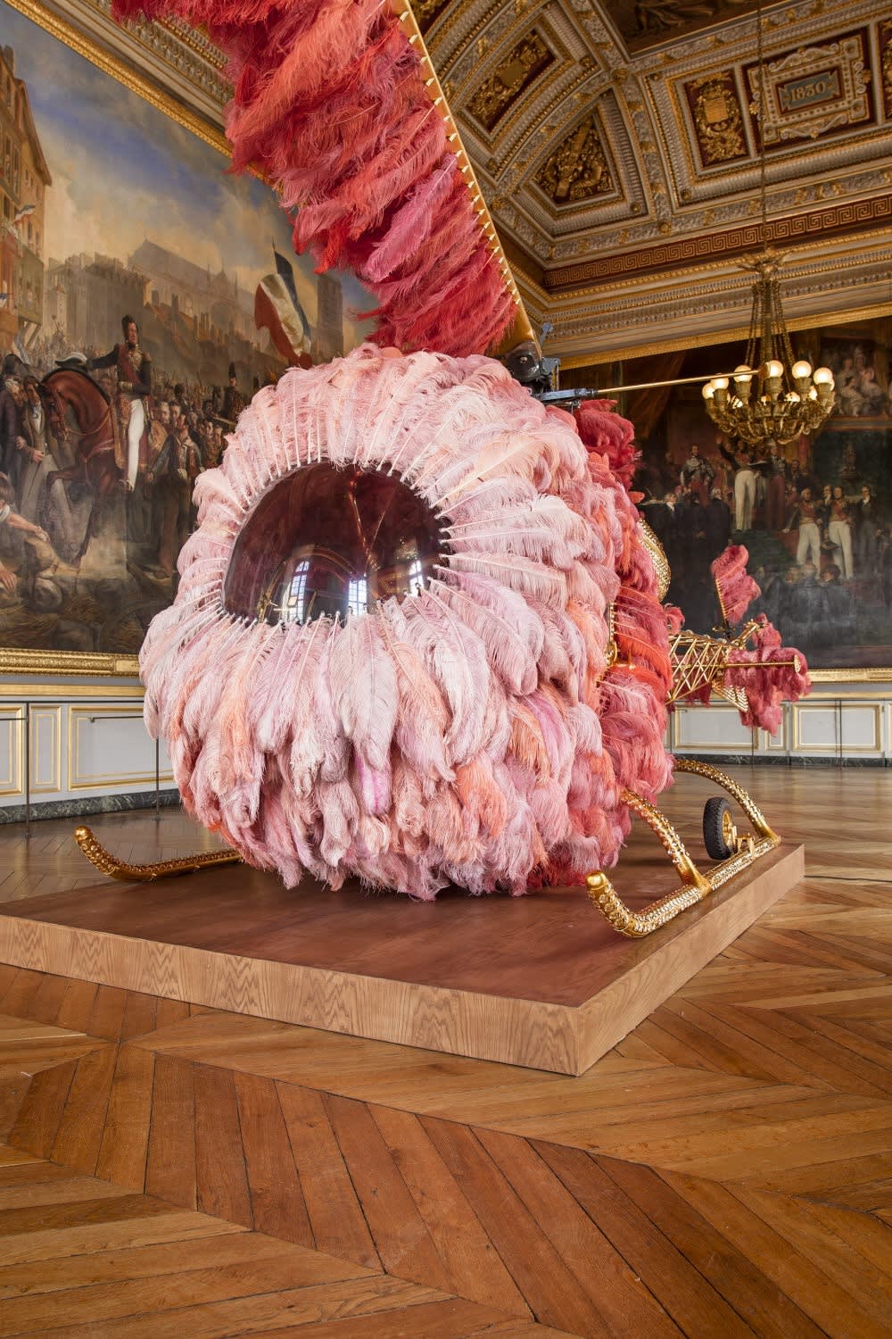 Joana Vasconcelos, Lilicoptère, 2012