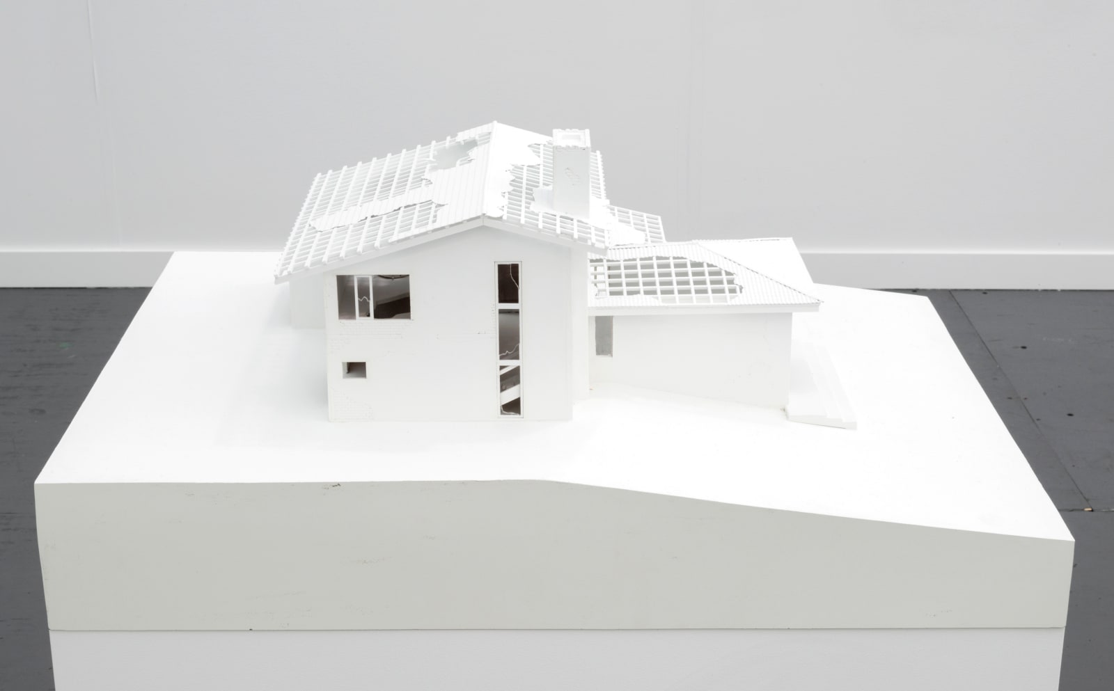 Yuri Firmeza, Ruin #3, 2014