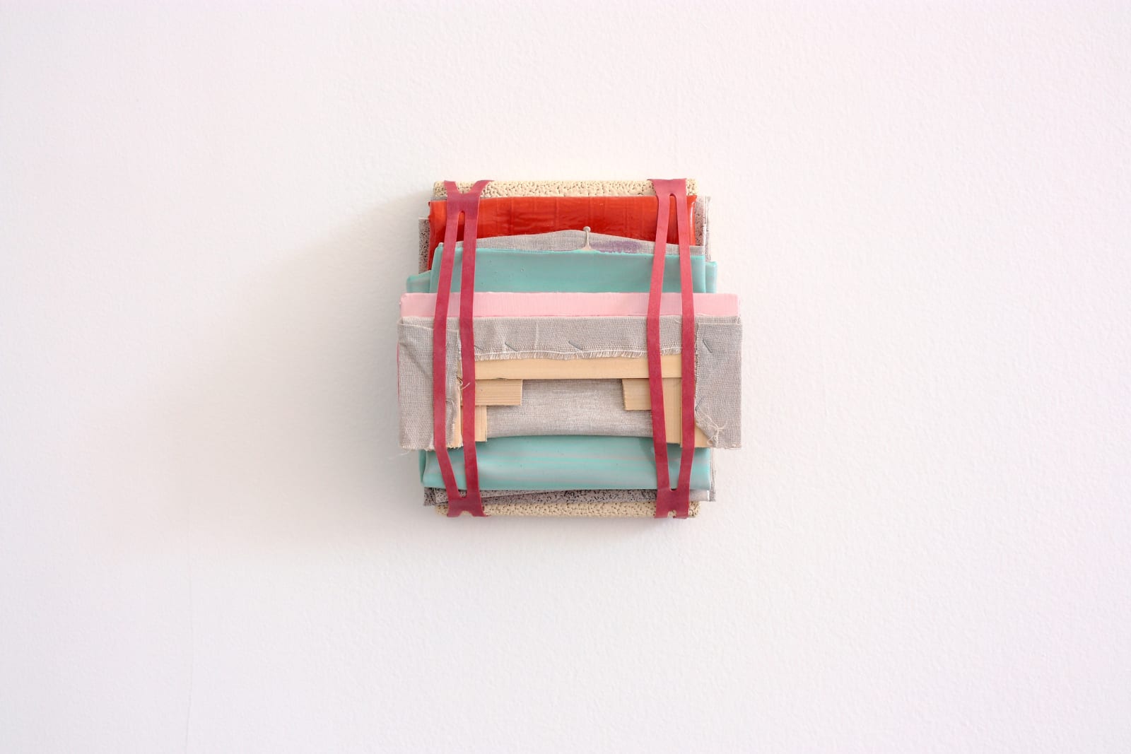 Guillermo Mora, Escala, 2011