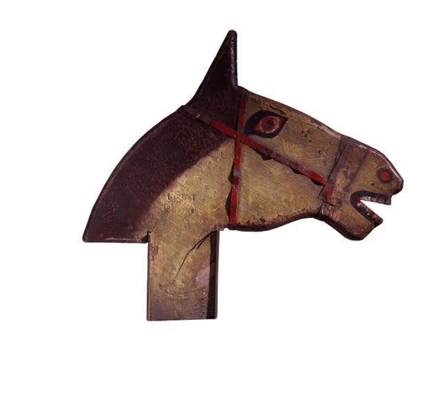 Artist Unknown Amusement Park Horse Head, early 20th century New England Wood with polychrome 24 x 18 in. (61 x 45.7 cm.)