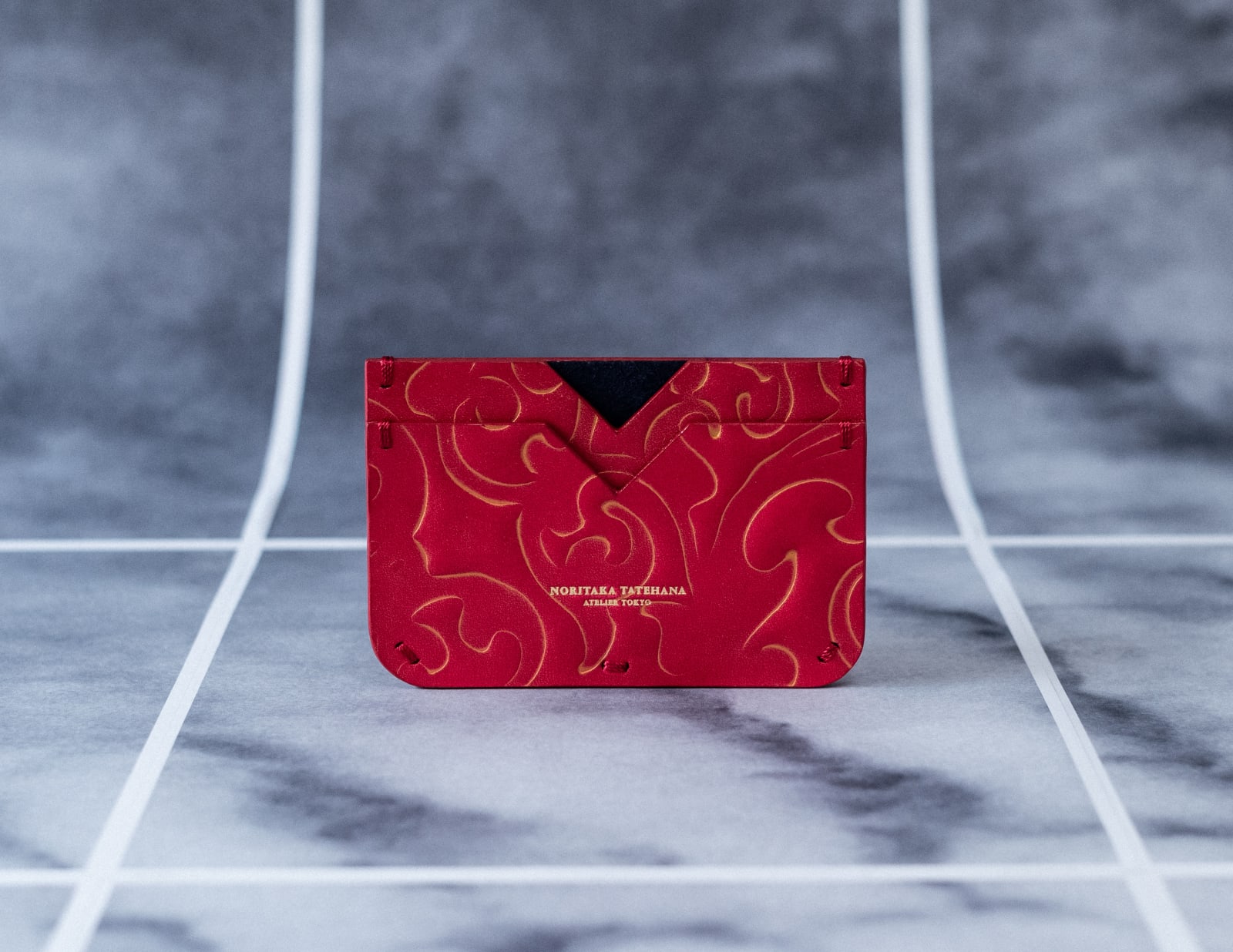 〈03〉EMBOSSED LEATHER CARD CASE #1, 2020