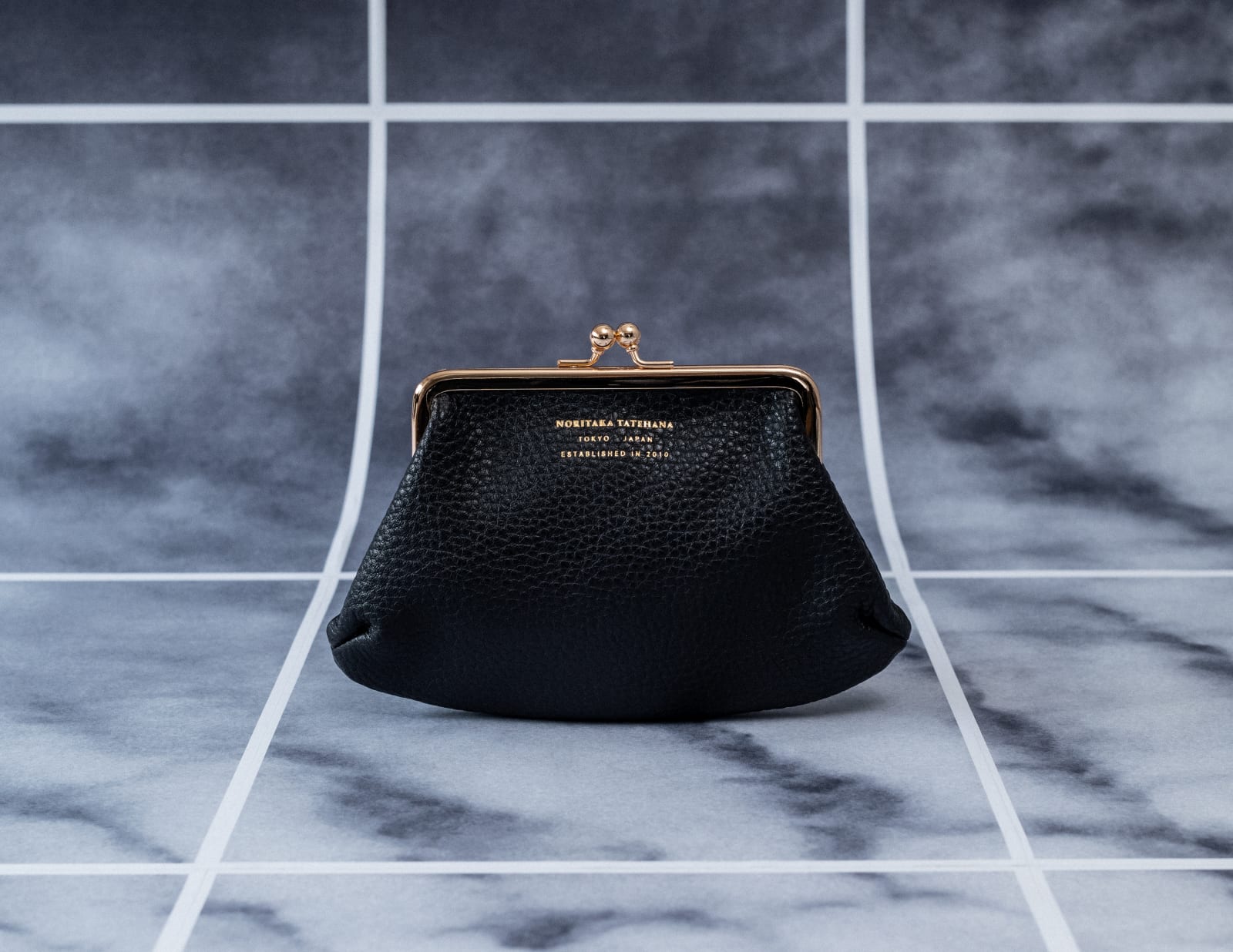 〈28〉GAMAGUCHI PURSE S, BLACK, 2019
