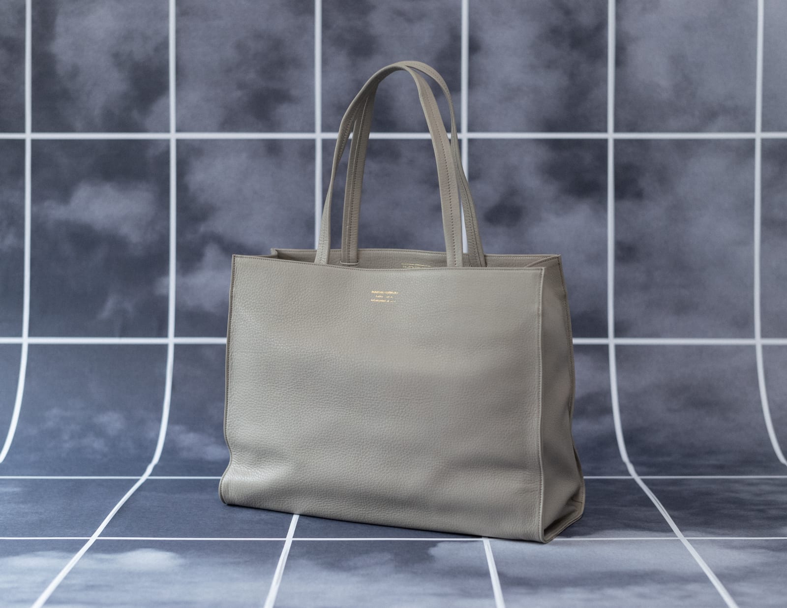 〈41〉TOTE BAG, GRAY, 2019