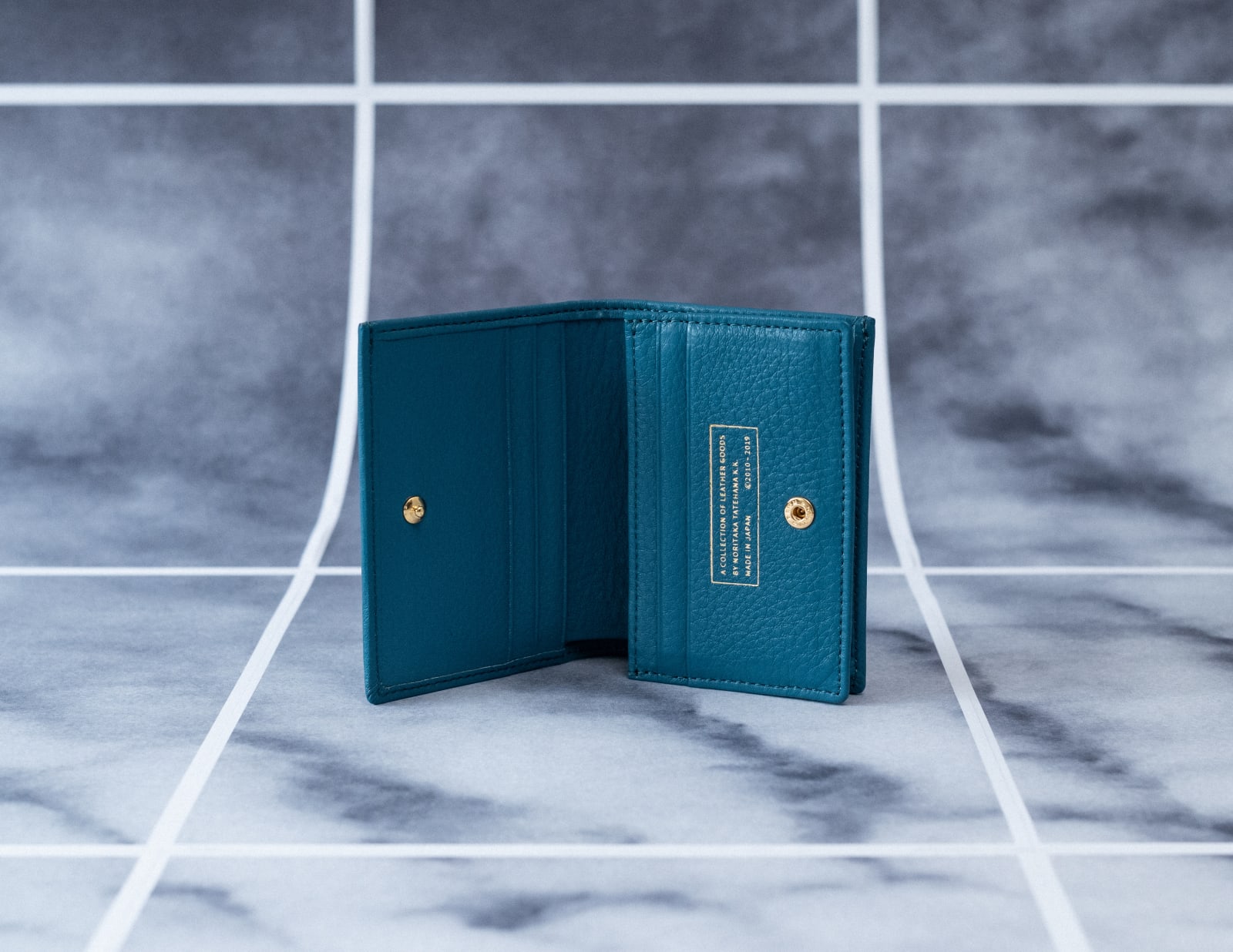 〈27〉MINI WALLET, TURQUOISE, 2019