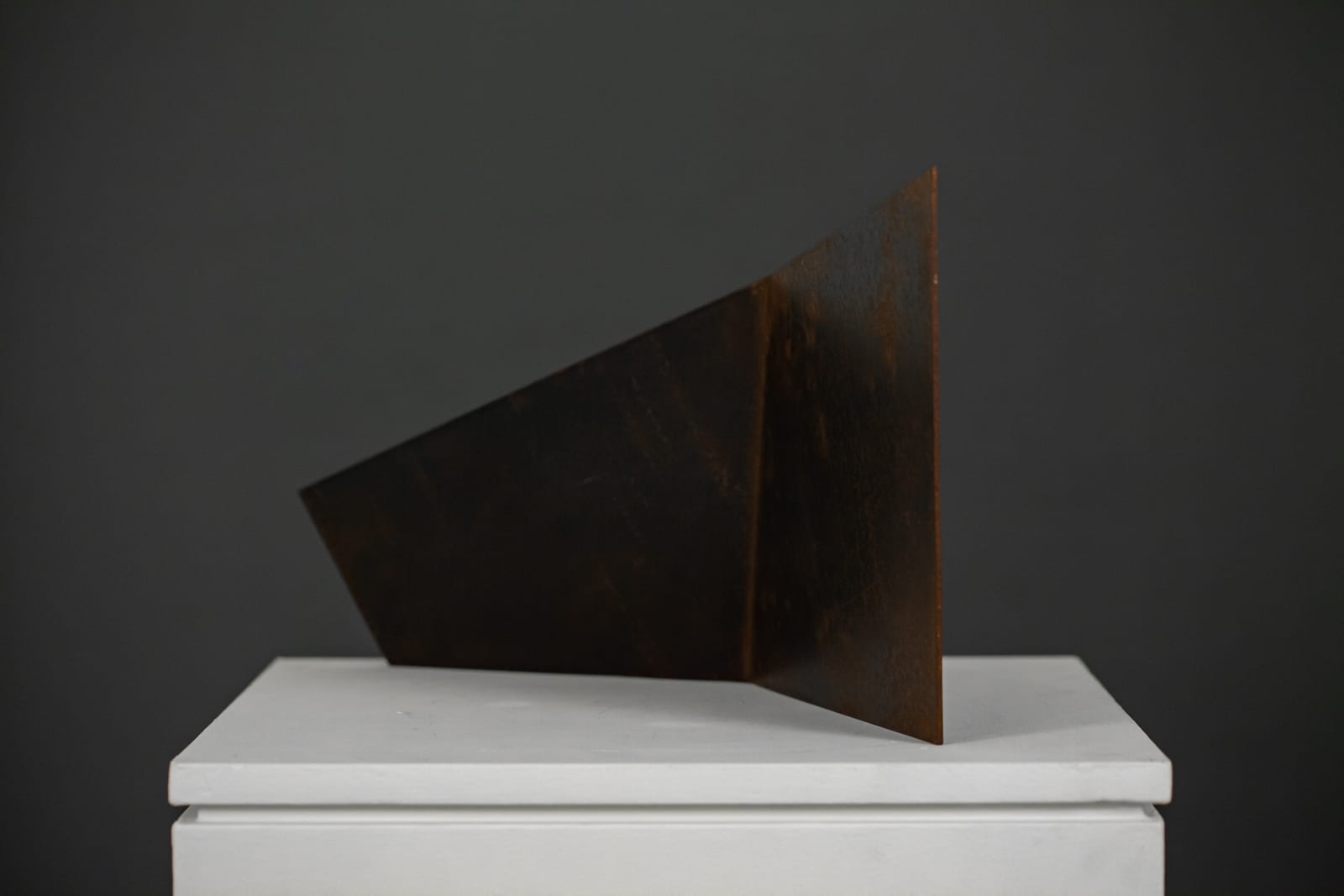 Amilcar de Castro, Escultura 003, 1999