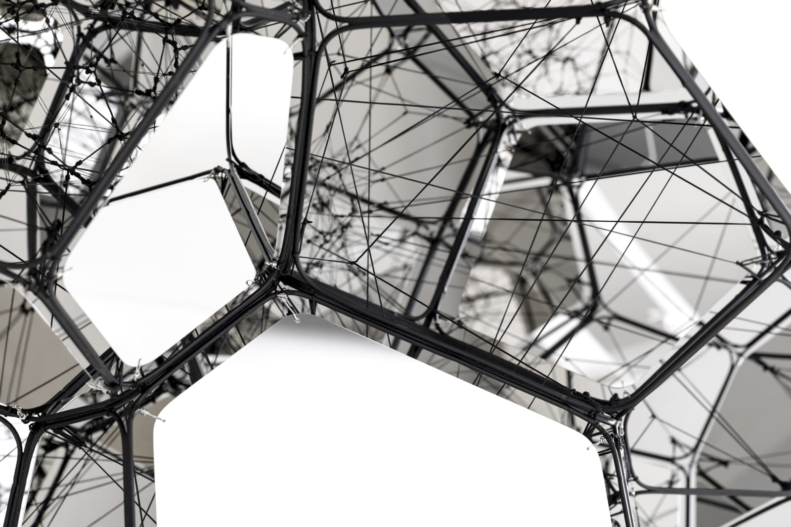 Tomás Saraceno, K2-237 b/M+M, 2018