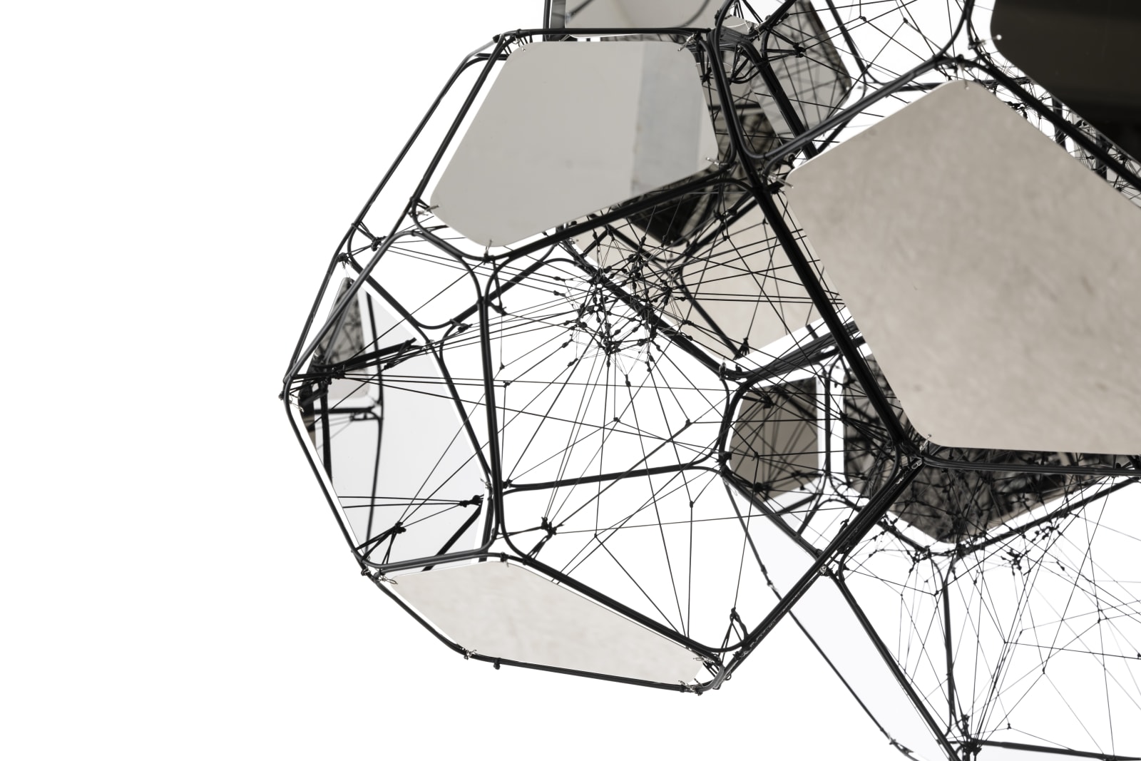 Tomás Saraceno, K2-237 b/M+M, 2018