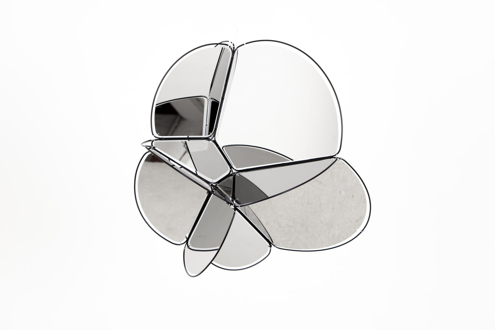 Tomás Saraceno, Foam 18B/15p, 2019