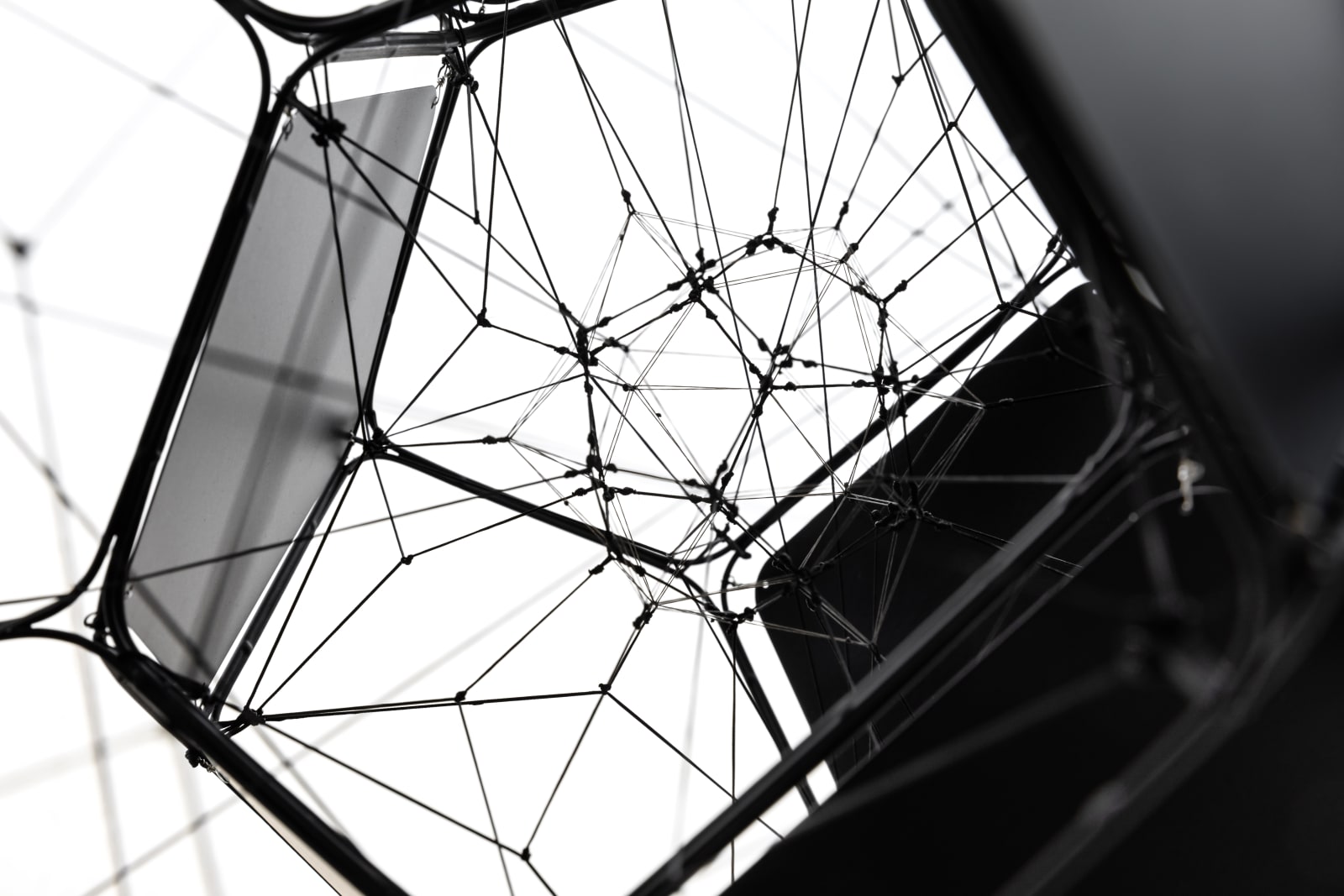 Tomás Saraceno, K2-31b/M+B, 2018