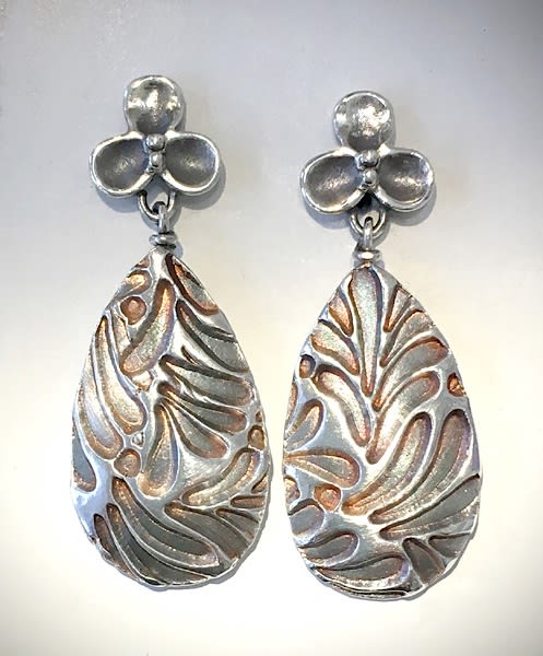 leaf patterned drop floral silver earrings