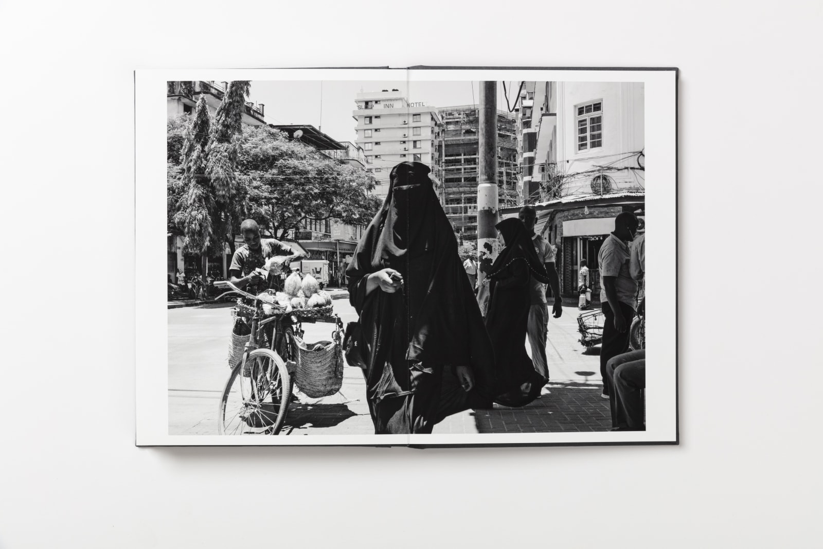 Guy Tillim, Dar es Salaam, 2017