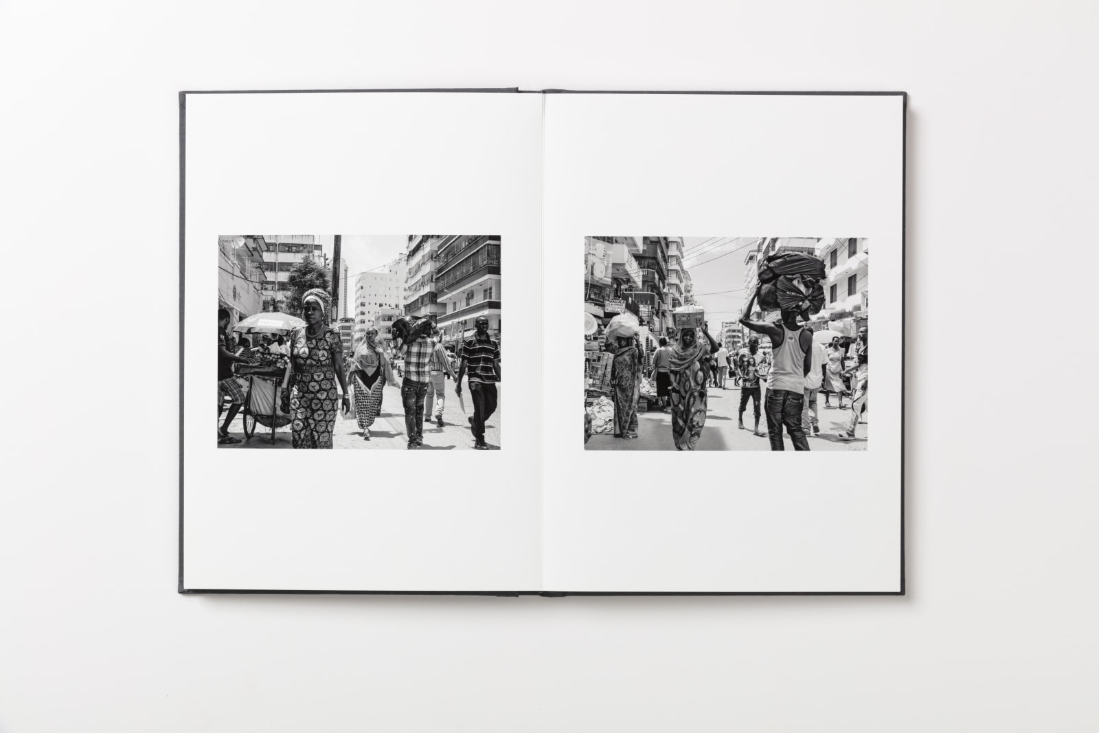 Guy Tillim, Dar es Salaam, 2017